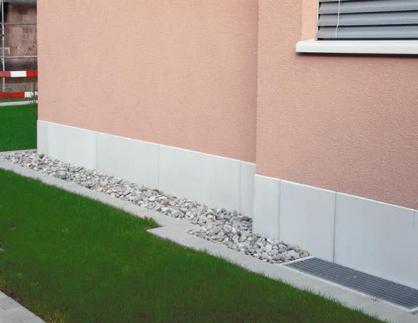 Element cokołowy ECOMUR