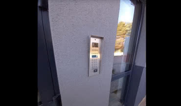 Poznaj system wideodomofonowy CYFRAL PC-4000RV z elektroniką CC4000